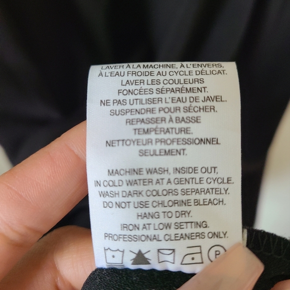 Dress - Picture 6 of 6